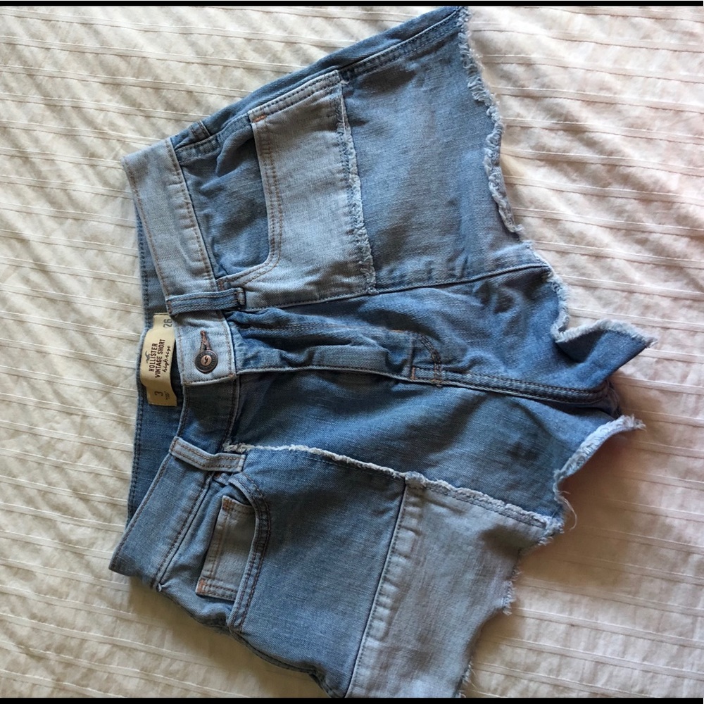 patch hollister jean shorts